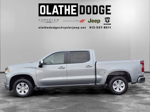 Used 2025 Chevrolet Silverado 1500 LT image 17