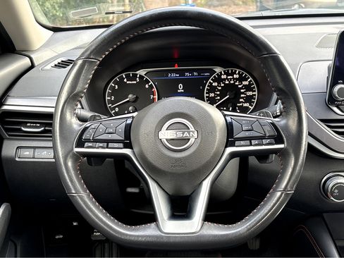 Certified 2024 Nissan Altima 2.5 SR image 13