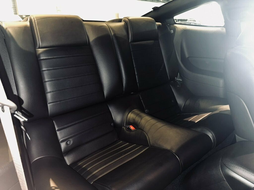 Used 2007 Ford Mustang Shelby GT500 RWD image 24