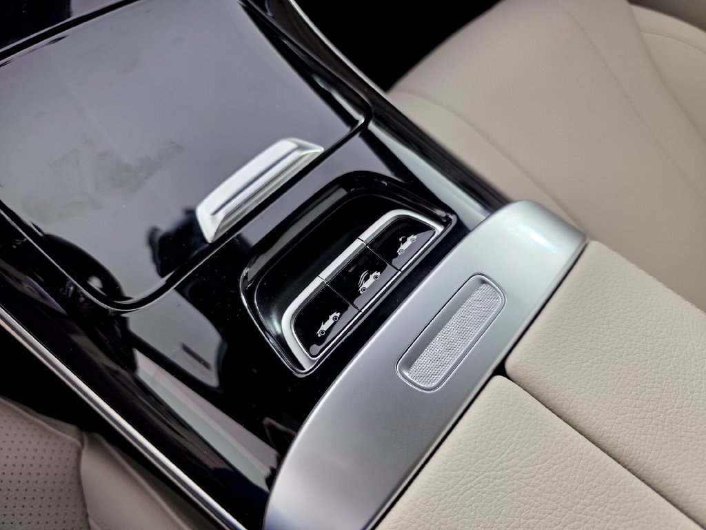 New 2027 Mercedes-Benz CLE 300 4MATIC Cabriolet image 14