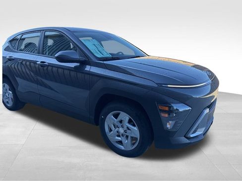 New 2026 Hyundai Kona SE image 2