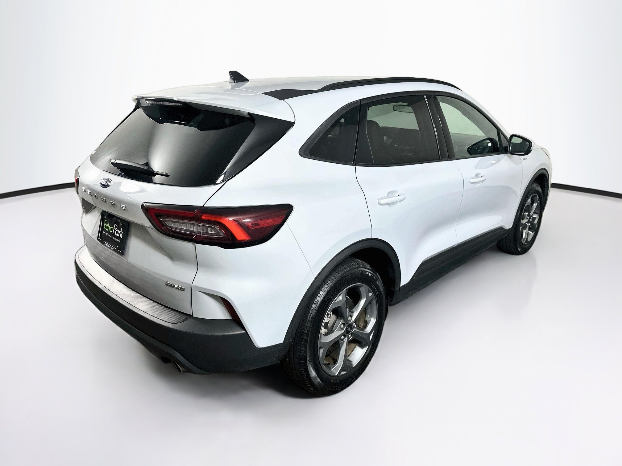 Used 2025 Ford Escape ST-Line Select AWD/4WD image 9