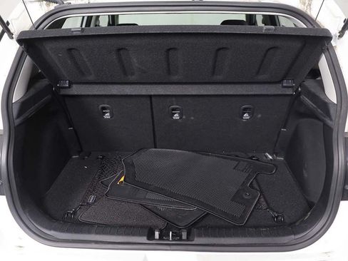 Certified 2024 Hyundai Venue SEL FWD image 15