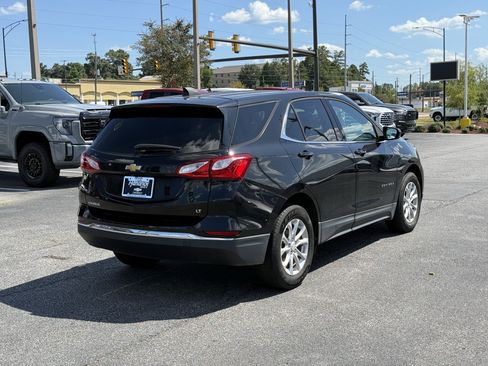 Used 2020 Chevrolet Equinox LT FWD image 11