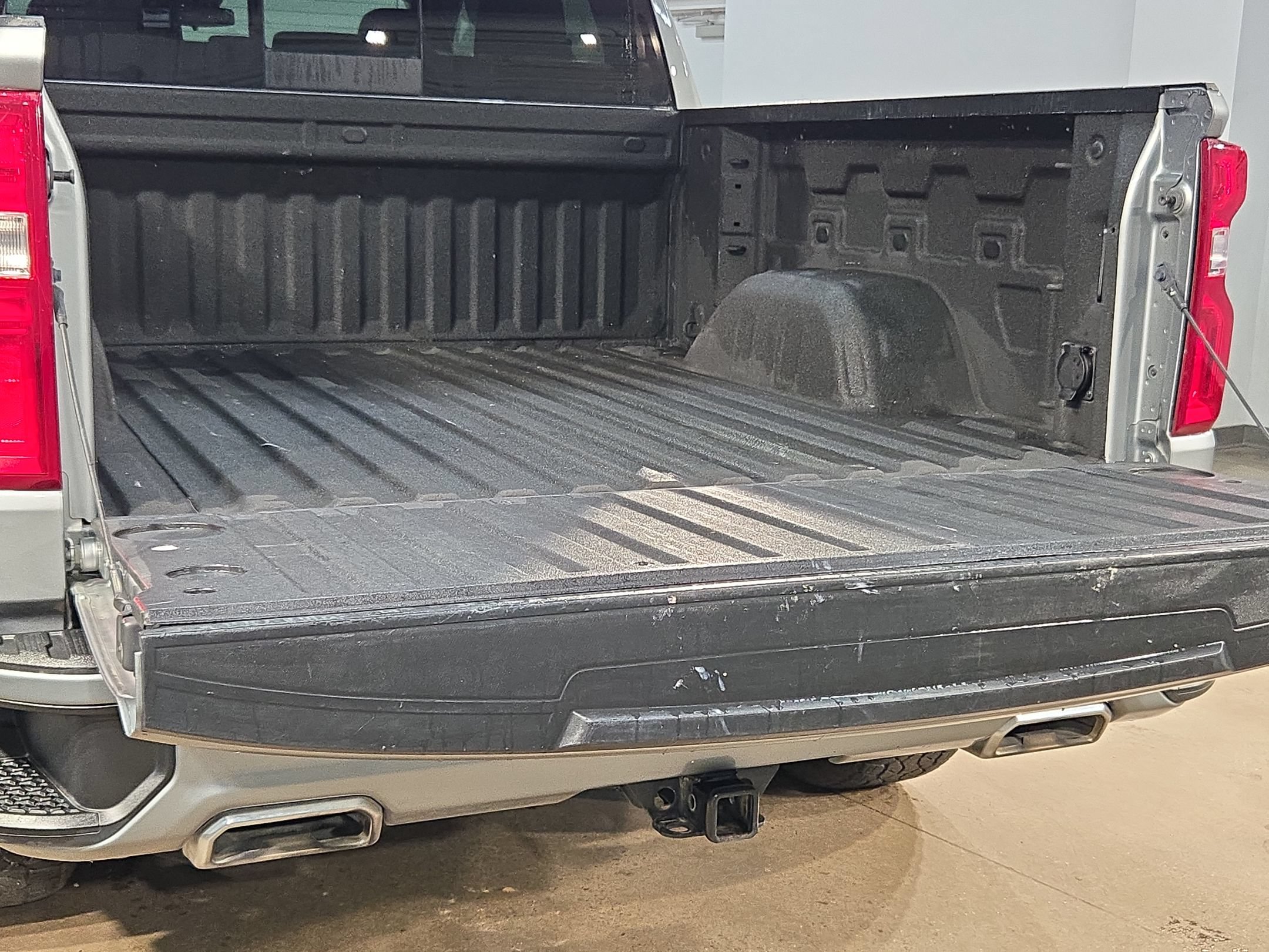 Used 2023 Chevrolet Silverado 1500 RST w/ Texas Edition Plus AWD/4WD image 18