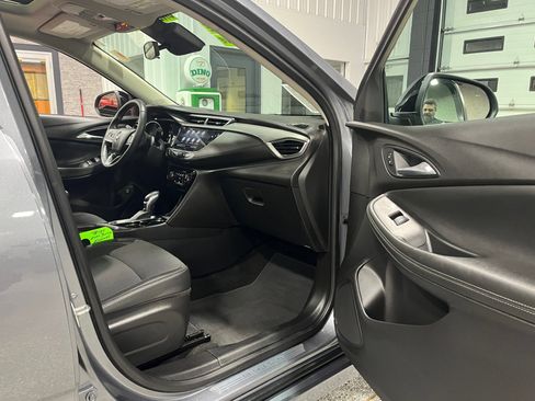 Used 2020 Buick Encore GX Select w/ Experience Buick Package image 7