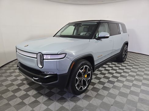 Used 2024 Rivian R1S Adventure AWD/4WD image 1