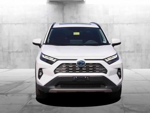 Used 2024 Toyota RAV4 Limited w/ Advanced Technology Package AWD/4WD image 4