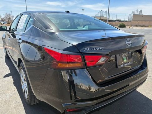 Certified 2025 Nissan Altima 2.5 S image 4