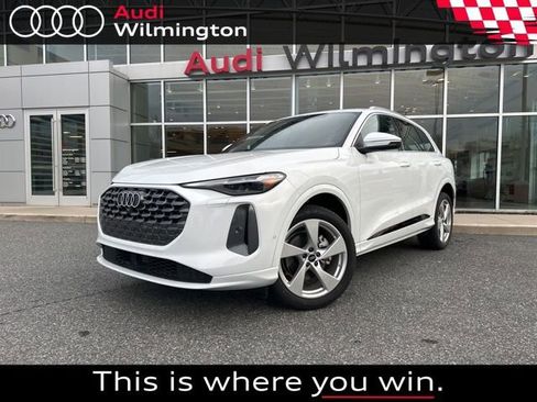 New 2025 Audi Q5 Premium Plus image 1