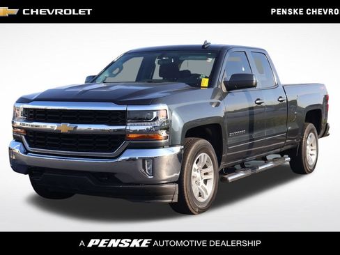Used 2018 Chevrolet Silverado 1500 LT w/ All Star Edition AWD/4WD image 1
