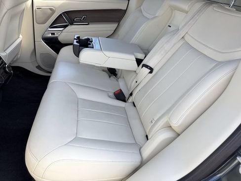 Used 2023 Land Rover Range Rover SE AWD/4WD image 24