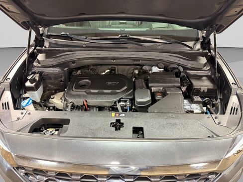 Used 2020 Hyundai Santa Fe Limited AWD/4WD image 25