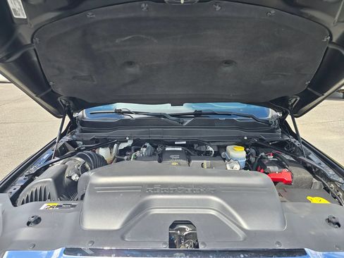 Used 2022 RAM 2500 Limited AWD/4WD image 25