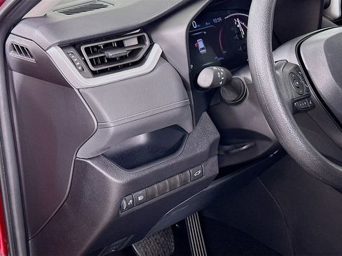 Certified 2025 Toyota RAV4 XLE w/ Convenience Package image 10