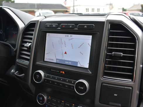 Used 2020 Ford Expedition XLT w/ Equipment Group 202A AWD/4WD image 26