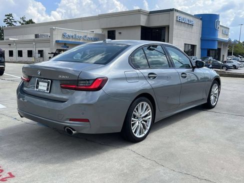 Used 2023 BMW 330i xDrive Sedan w/ Driving Assistance Package AWD/4WD image 3