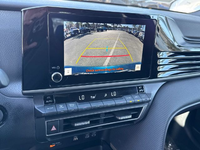 Certified 2025 Toyota Camry SE w/ Convenience Package FWD image 29