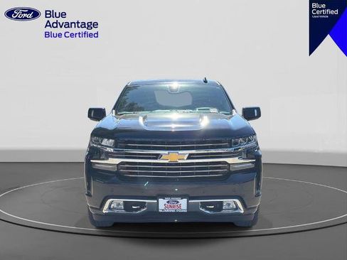 Used 2020 Chevrolet Silverado 1500 High Country w/ Technology Package AWD/4WD image 3