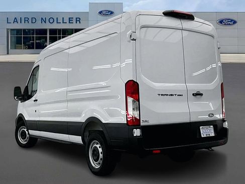 New 2026 Ford Transit 250 148 Medium Roof RWD image 3