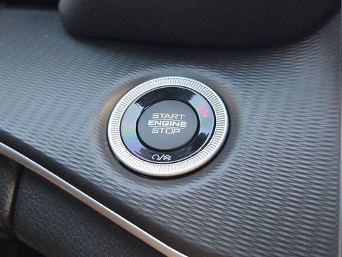 Used 2023 Jeep Grand Cherokee Altitude image 31