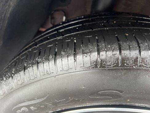 Certified 2023 Kia Niro EX image 44