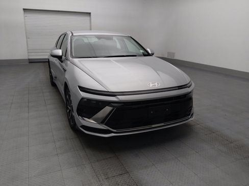 Used 2025 Hyundai Sonata SEL FWD image 14