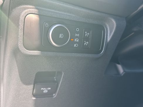 Certified 2025 Ford Bronco Outer Banks AWD/4WD image 38