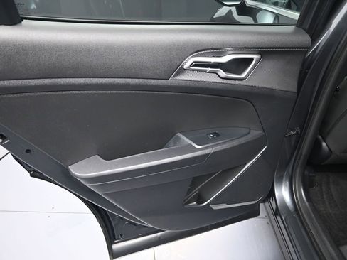 Certified 2023 Kia Sportage LX image 27