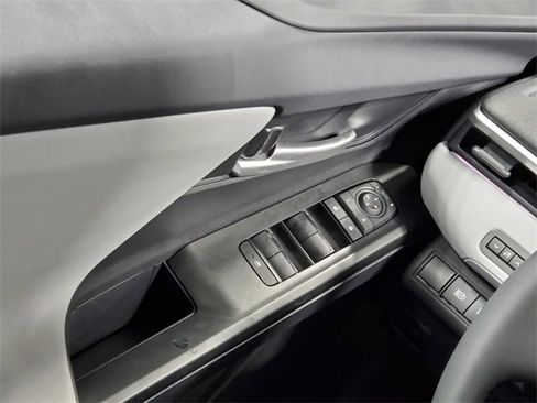 New 2026 Subaru Solterra Premium image 20