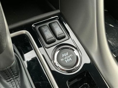 New 2025 Mitsubishi Eclipse Cross Black Edition image 18