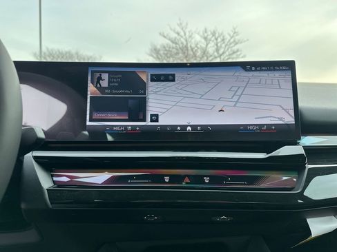 New 2026 BMW 530i xDrive w/ M Sport Package image 35