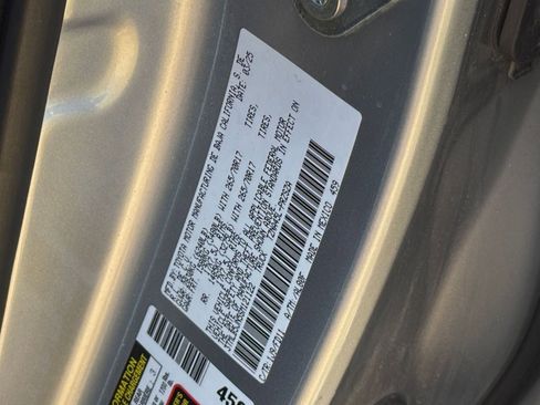 Used 2025 Toyota Tacoma TRD Off-Road AWD/4WD image 30