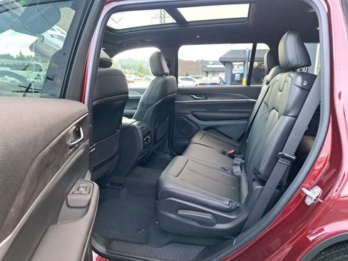 New 2025 Jeep Grand Cherokee L Limited w/ Trailer Tow Package image 13