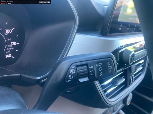 Used 2020 Ford Escape SE FWD image 19