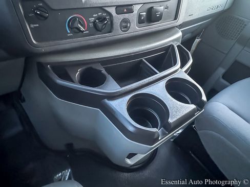 Used 2025 Ford E-350 and Econoline 350 Super Duty w/ Power Equipment Group image 15