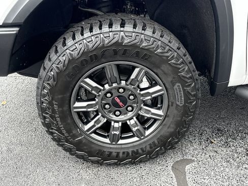 New 2026 GMC Sierra 1500 AT4X image 18