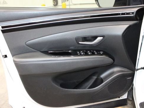 Used 2022 Hyundai Tucson Limited w/ Cargo Package AWD/4WD image 18