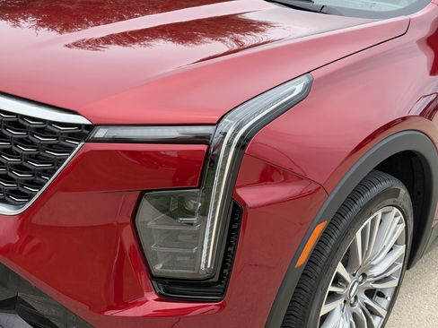 Certified 2024 Cadillac XT4 Premium Luxury AWD/4WD image 7