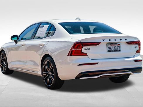 Used 2024 Volvo S60 B5 Plus FWD image 5