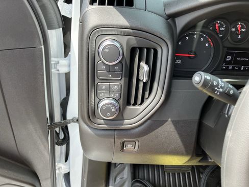 New 2025 GMC Sierra 2500 Pro w/ Convenience Package image 19