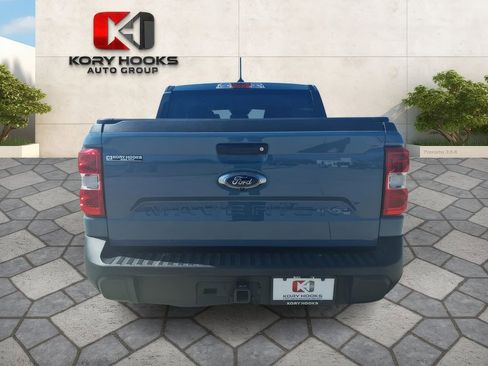 Used 2023 Ford Maverick XLT image 3