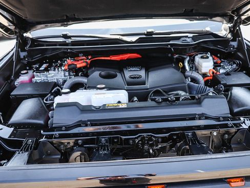 Certified 2025 Toyota Tundra TRD Pro AWD/4WD image 28