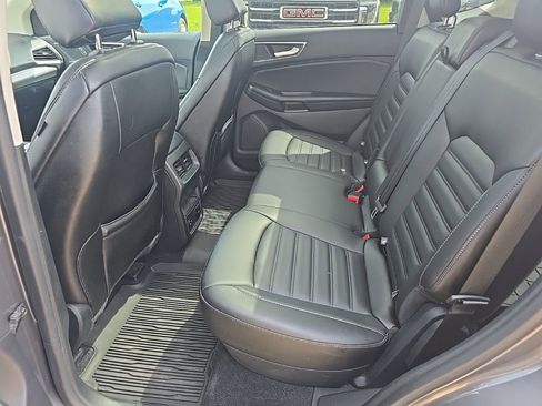 Used 2022 Ford Edge SEL w/ Convenience Package AWD/4WD image 9