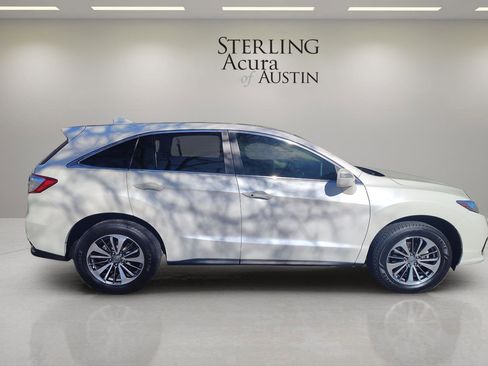 Used 2018 Acura RDX AWD w/ Advance Package image 4