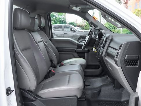 Used 2020 Ford F450 XL w/ Power Equipment Group image 37