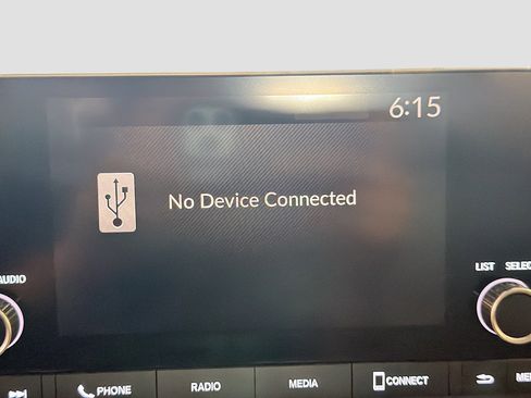 Used 2023 Honda HR-V LX image 19