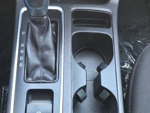 Used 2018 Ford Escape SE image 34