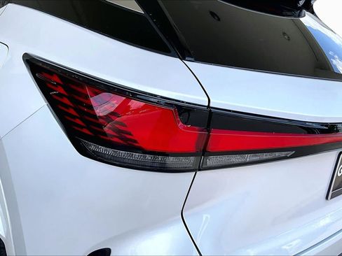 Used 2024 Lexus RX 350 FWD w/ Technology Package image 26