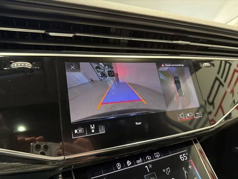 Used 2020 Audi Q7 2.0T Premium Plus w/ Premium Plus Package image 24